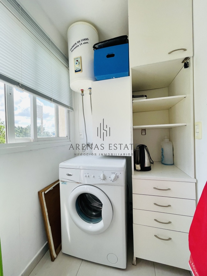 Apartamento ID.437 - Apartamento de 2 Dormitorios en Aidy Grill a Pocos Metros de Playa Brava - Venta