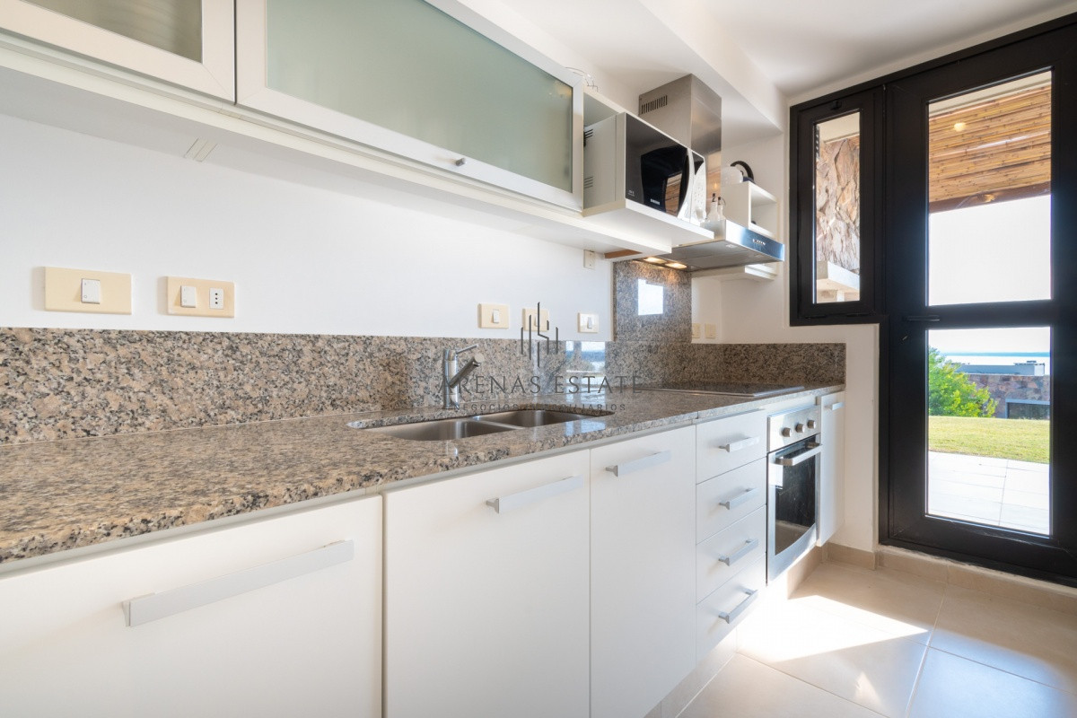 Apartamento ID.1853 - Venta y alquiler temporario de apartamento amplio de un dormitorios en Punta Ballena