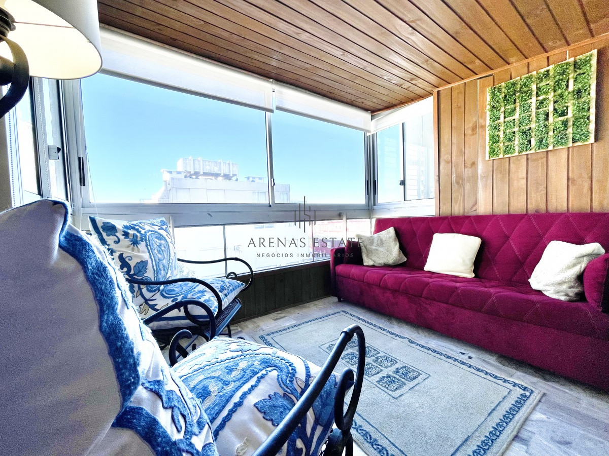 Apartamento ID.600 - Apartamento de 2 Dormitorios Reciclado, Península de Punta del Este