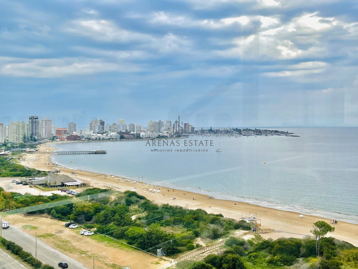 Apartamento ID.1969 - Apartamento de 2 Dormitorios Frente al Mar, con Vista - Playa Mansa, Venta