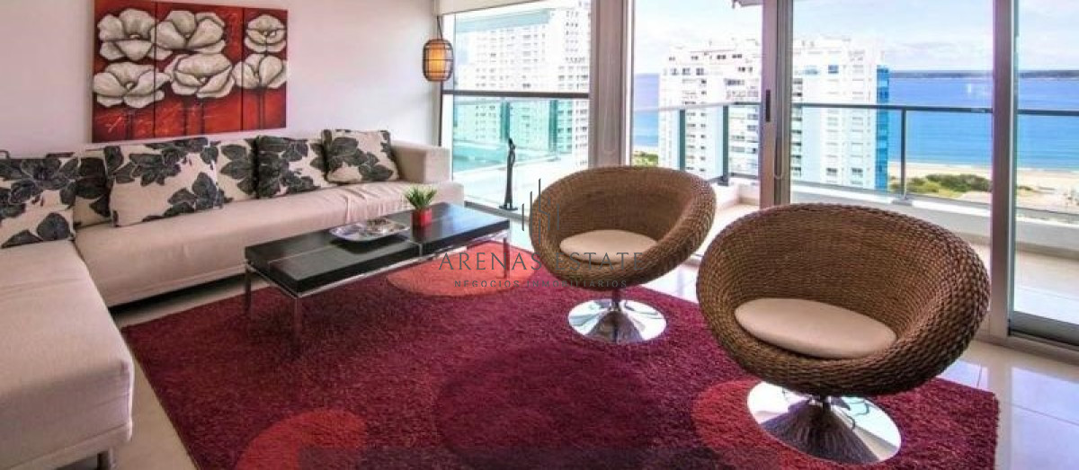 Apartamento ID.1418 - enta de Excelente Apartamento de 3 Dormitorios con Vista al Mar, Playa Mansa, Punta del Este