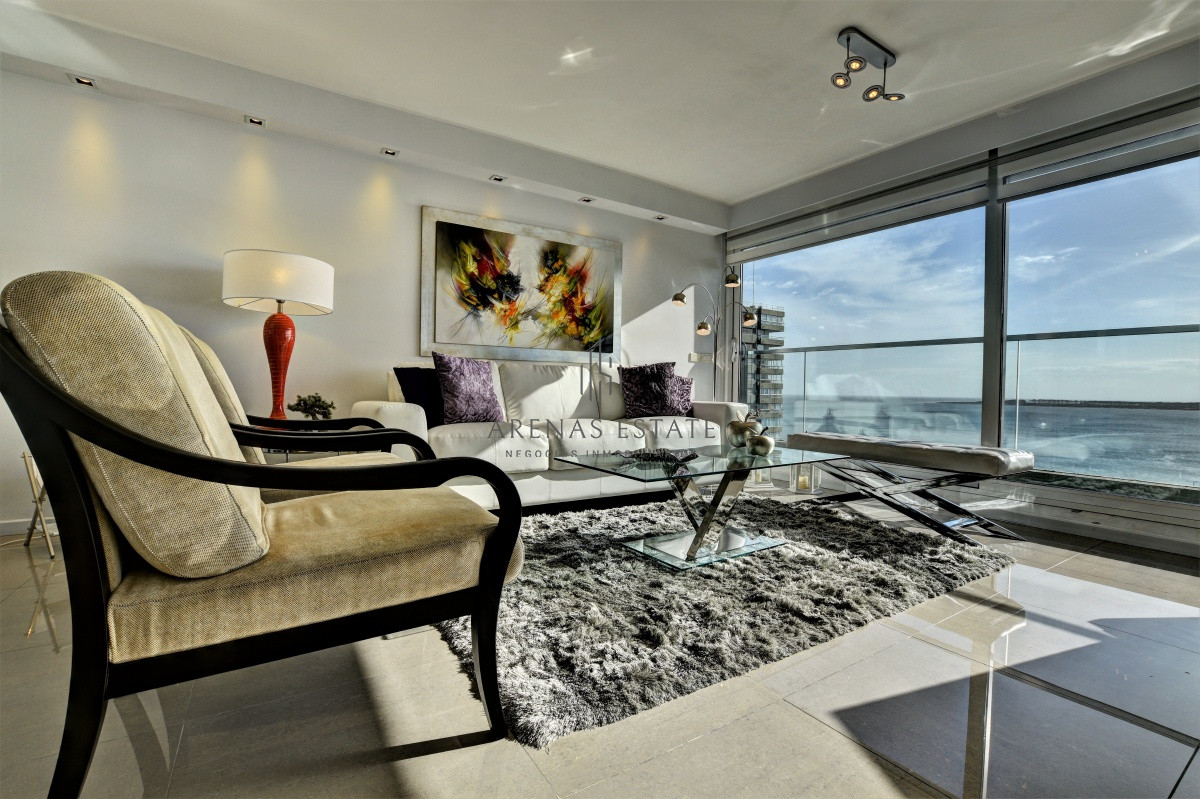 Apartamento ID.564 - Moderno apartamento de 3 Dormitorios y Dependencia Playa Mansa