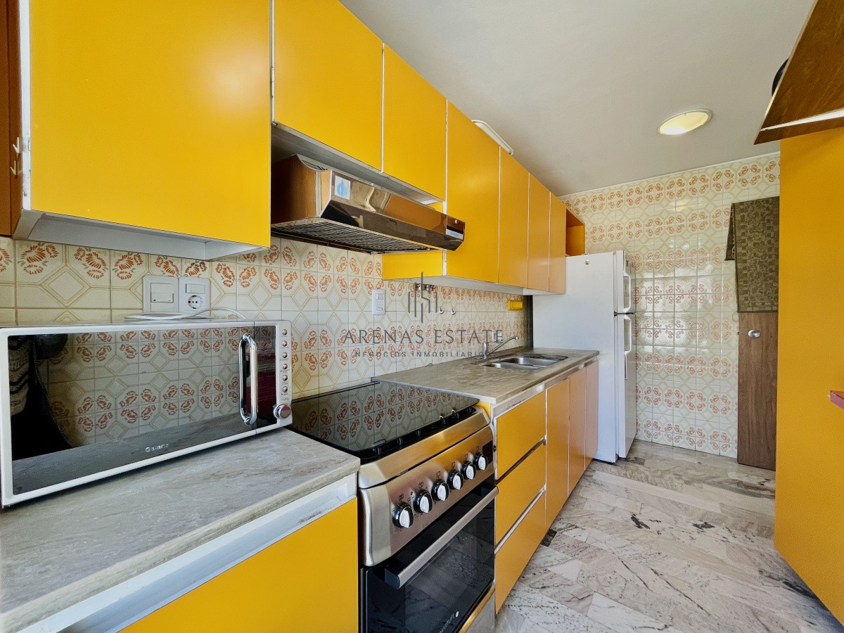 Apartamento ID.600 - Apartamento de 2 Dormitorios Reciclado, Península de Punta del Este
