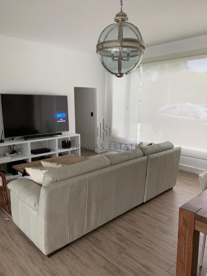 Casa ID.1550 - Moderna Casa de 4 Dormitorios en el Golf - Punta del Este