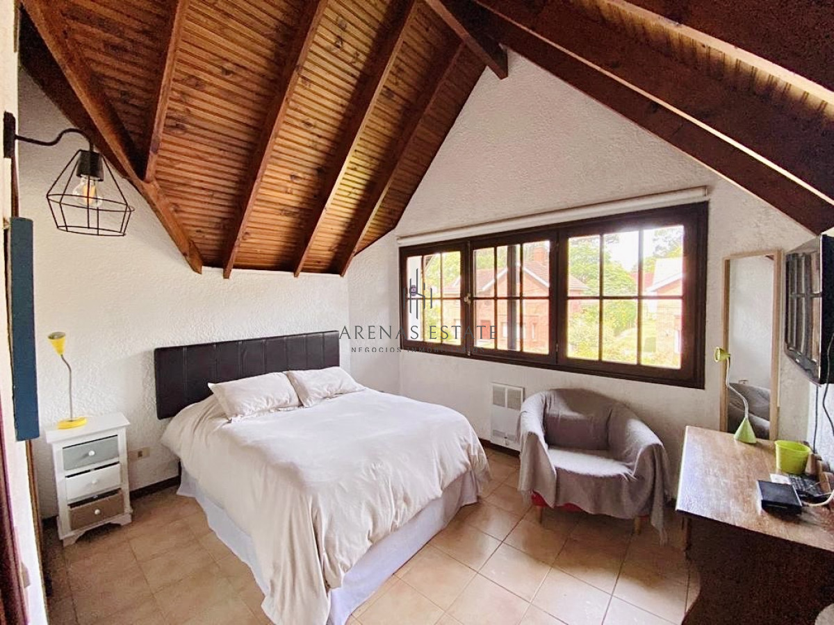Casa ID.620 - Cómoda Casa de 5 Dormitorios y Piscina Climatizada en Punta del Este