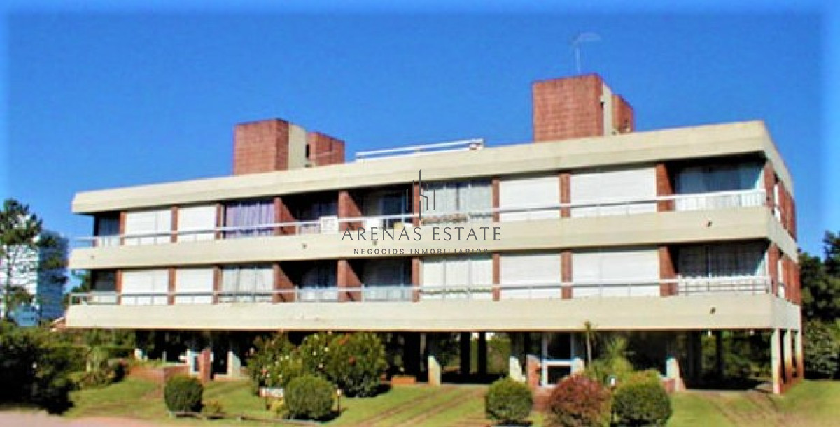 Apartamento ID.609 - Apartamento de 2 Dormitorios en Aidy Grill a Pocos Metros de Playa Brava - Venta