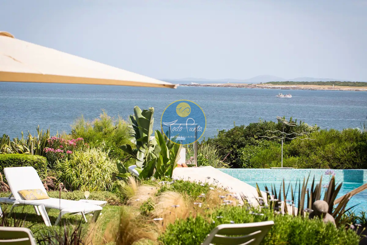 Magnifica casa en alquiler temporal, anual o invernal en casco antiguo de la peninsula de Punta del Este - TDP9987C