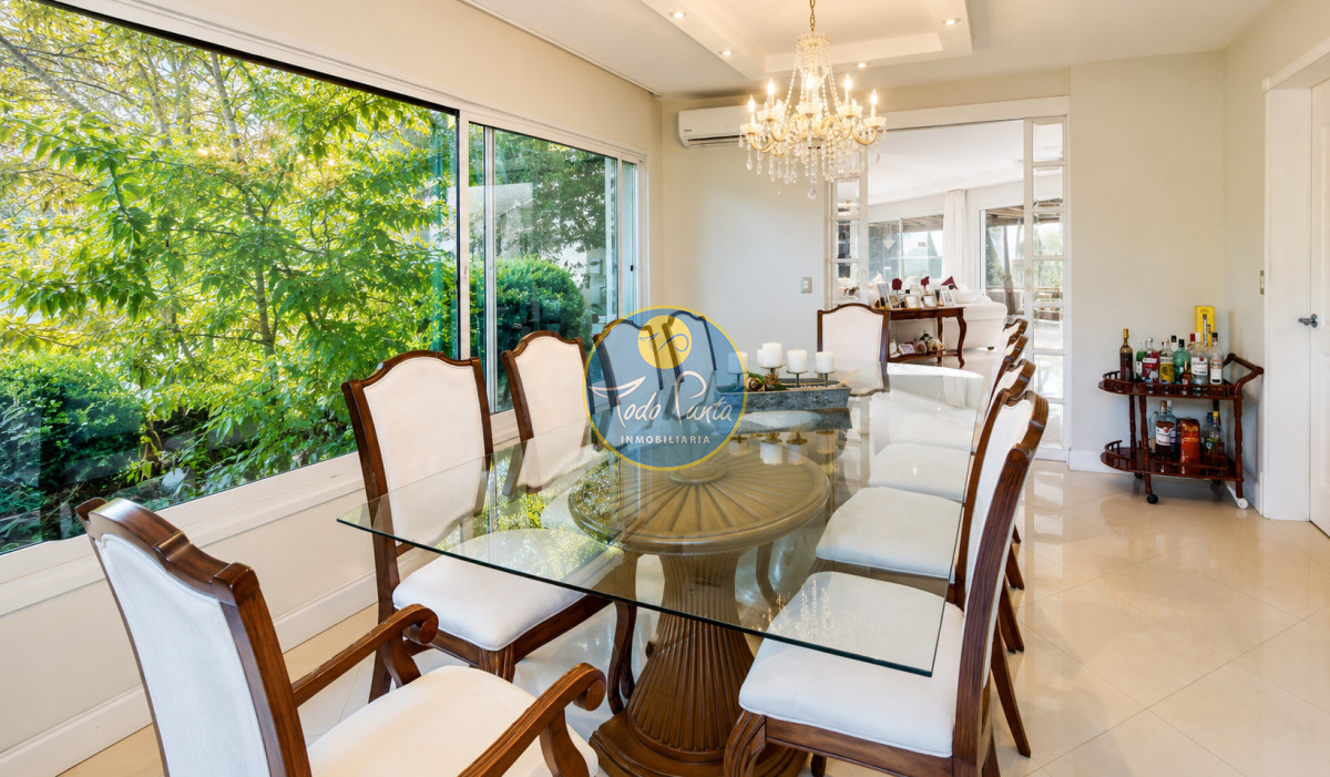 Miniatura de Casa de 5 dormitorios en La Arbolada, Punta del Este | Todo Punta