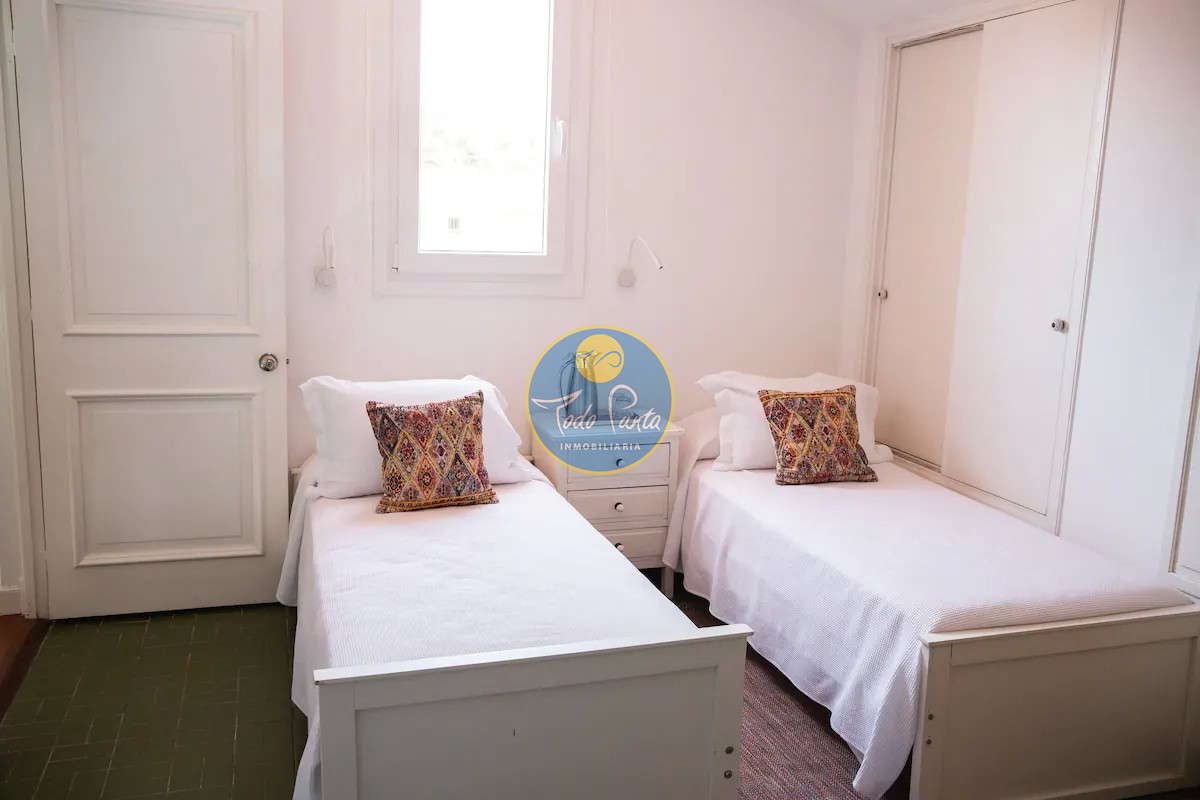 Miniatura de Casa de 5 dormitorios en Península, Punta del Este | Todo Punta