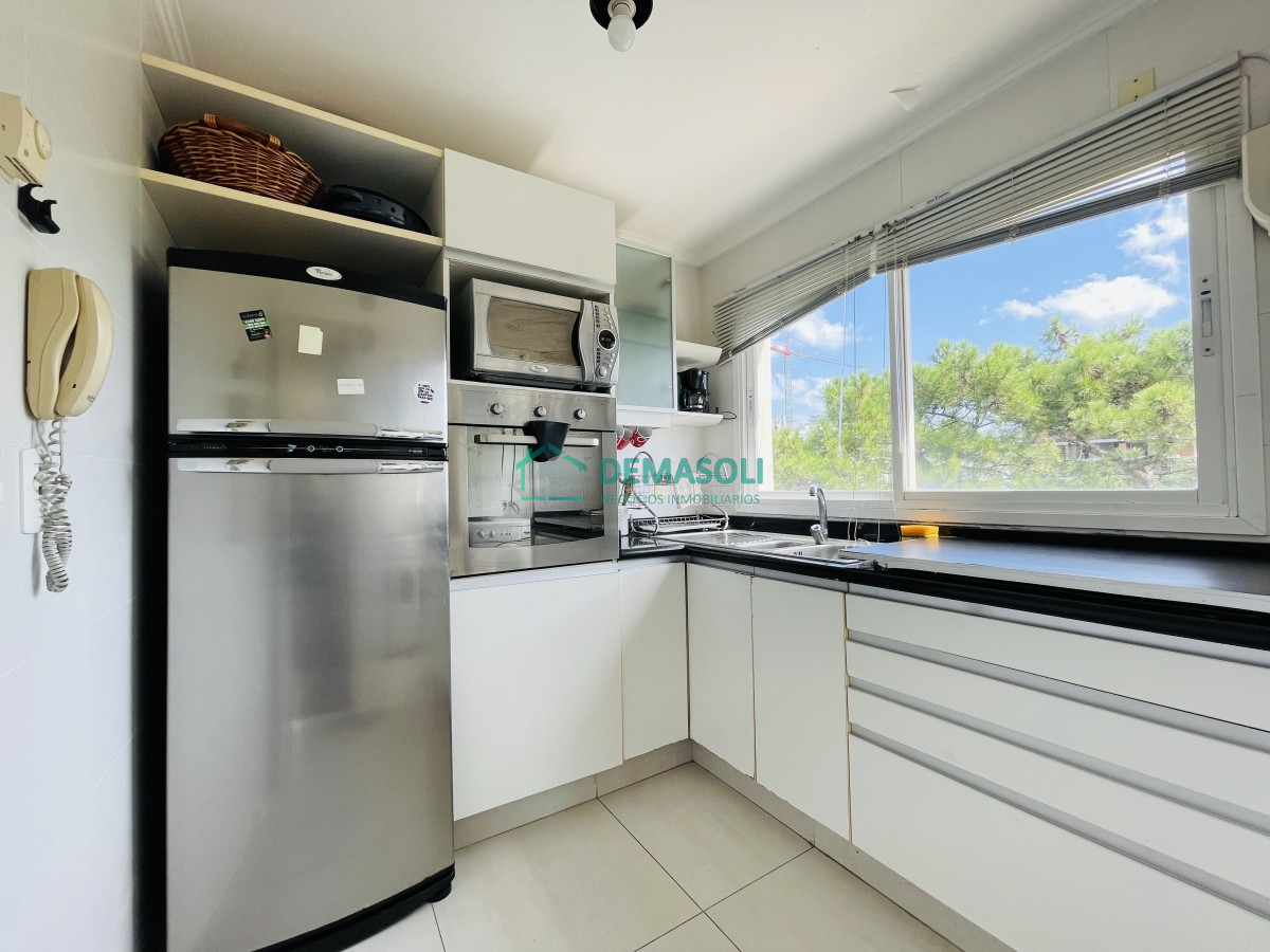 Apartamento ID.775 - Apartamento de 2 Dormitorios en Aidy Grill a Pocos Metros de Playa Brava - Venta