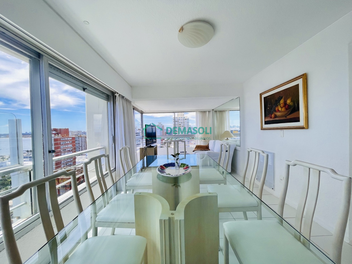 Apartamento ID.957 - Apartamento de 4 Dormitorios con Vista al Mar - Península de Punta del Este, Venta y Alquiler