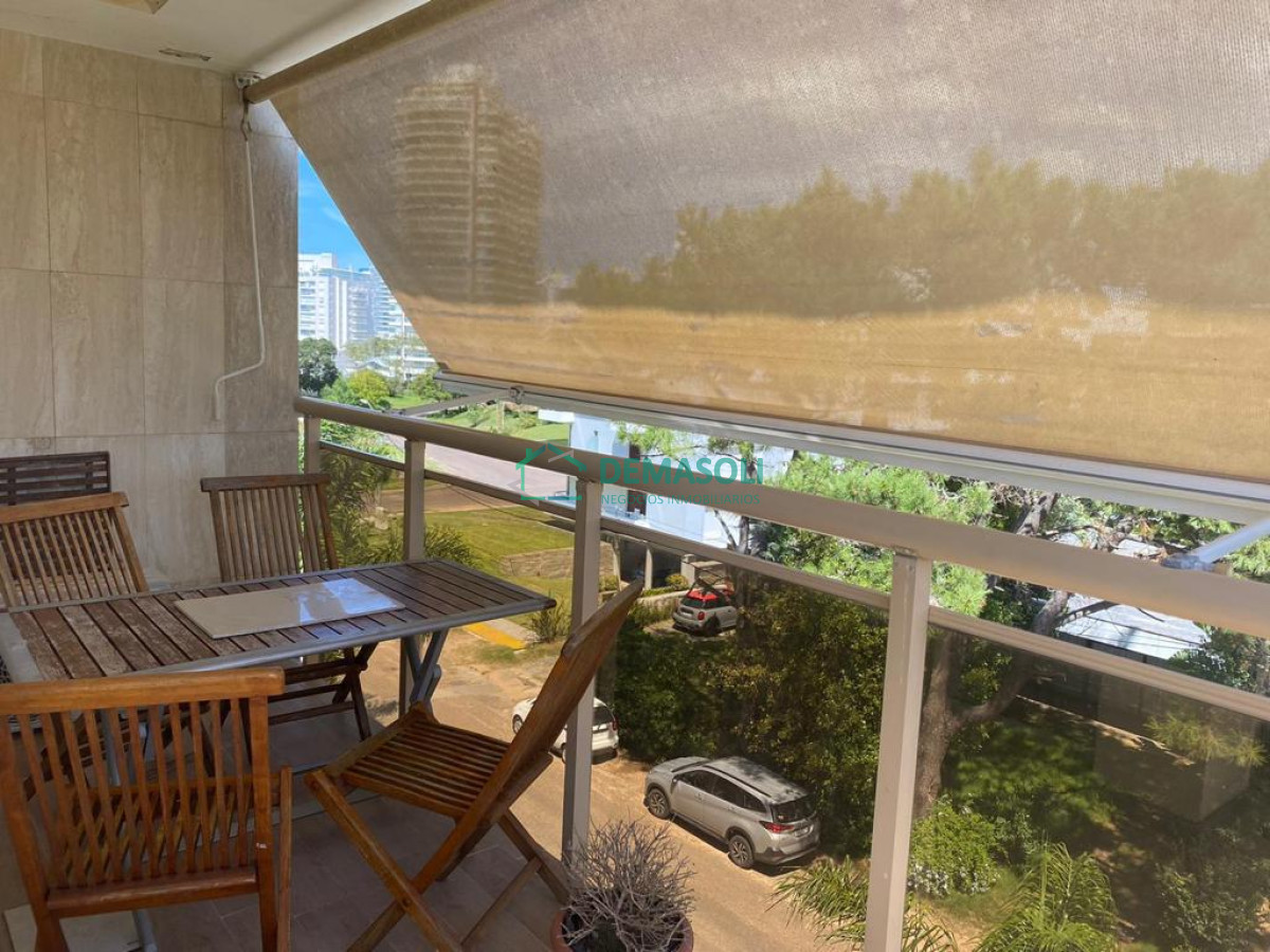 Apartamento ID.775 - Apartamento de 2 Dormitorios en Aidy Grill a Pocos Metros de Playa Brava - Venta