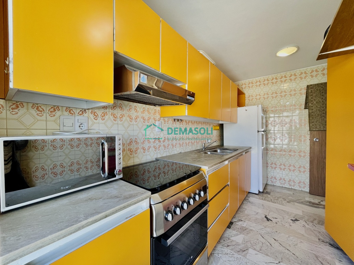 Apartamento ID.546 - Apartamento de 2 Dormitorios Reciclado, Península de Punta del Este