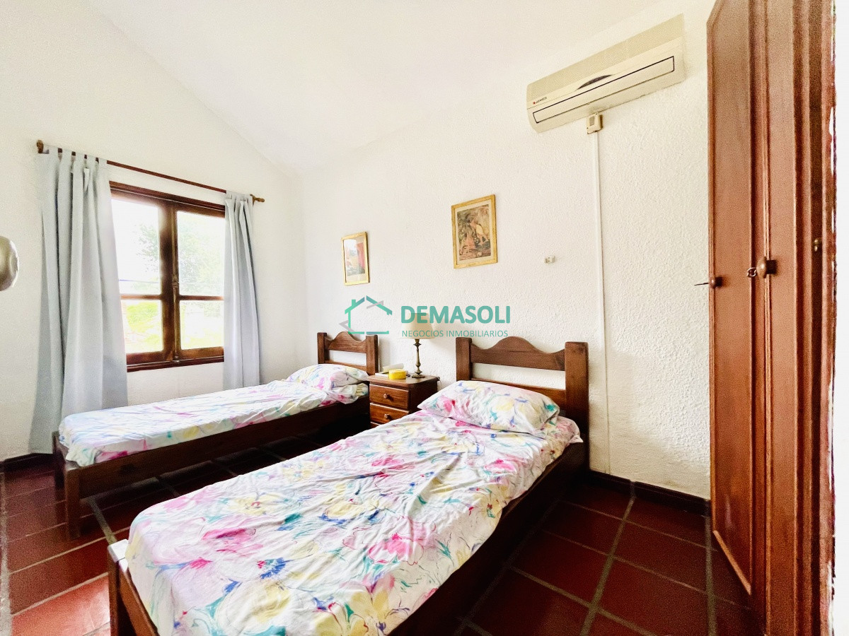Casa ID.815 - Casa de 4 Dormitorios en La Barra, Punta del Este
