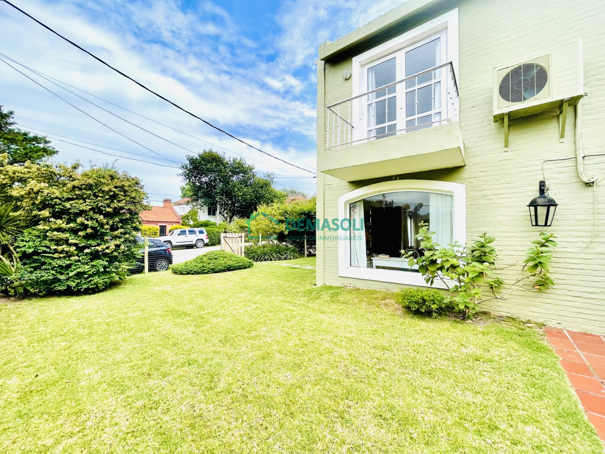Casa ID.815 - Casa de 4 Dormitorios en La Barra, Punta del Este