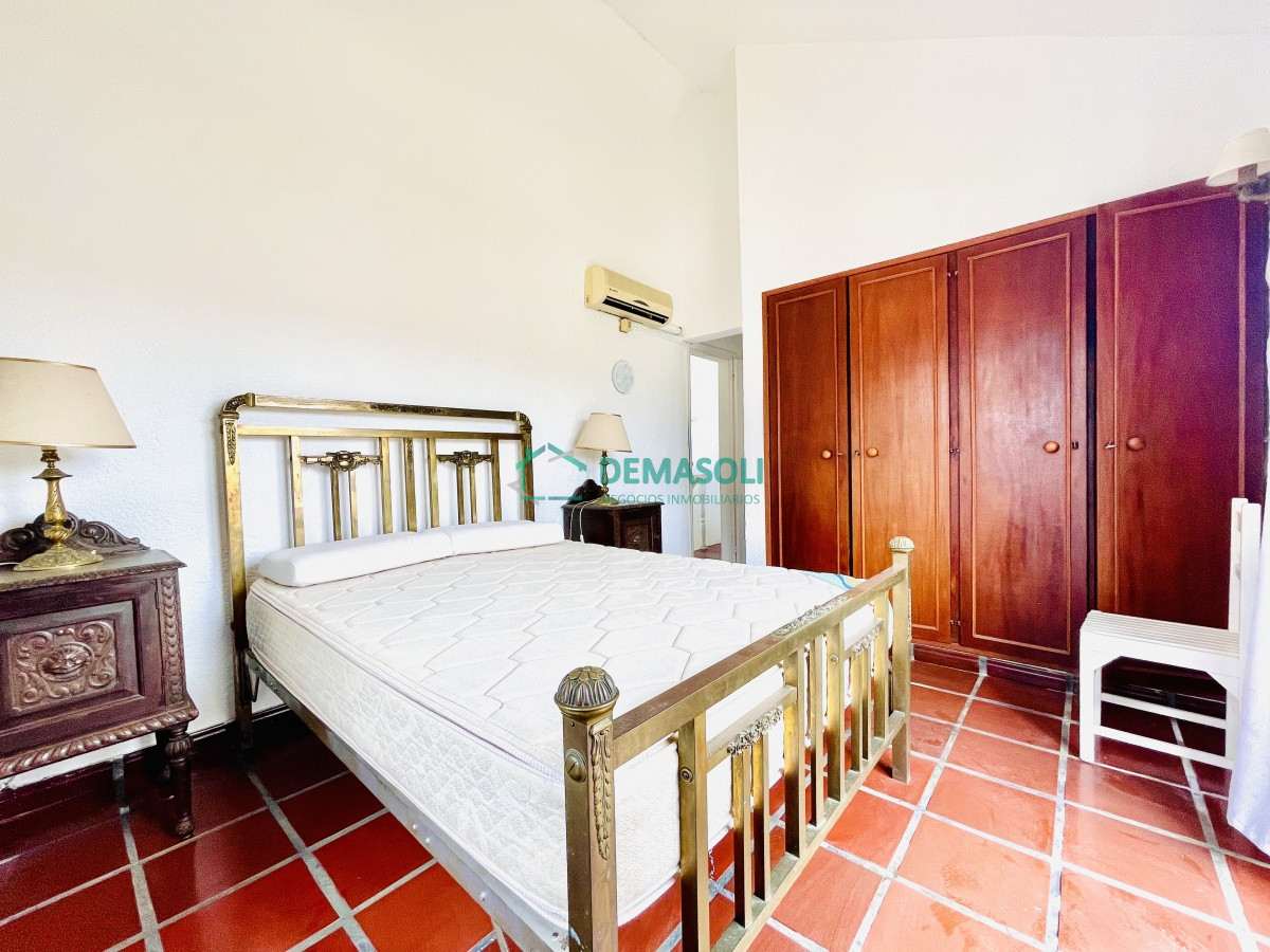 Casa ID.815 - Casa de 4 Dormitorios en La Barra, Punta del Este