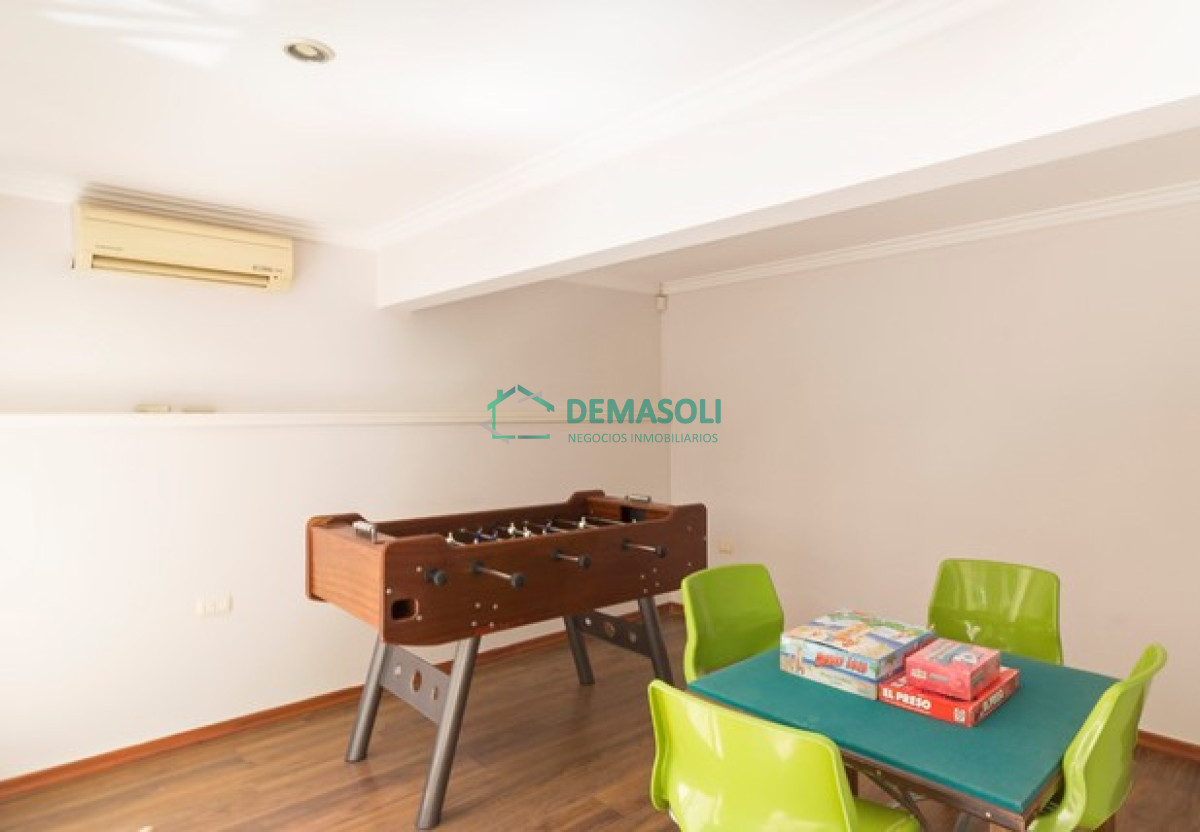 Apartamento ID.829 - Moderno Apartamento de 3 Dormitorios a Pocas Cuadras del Mar En Venta, Playa Brava