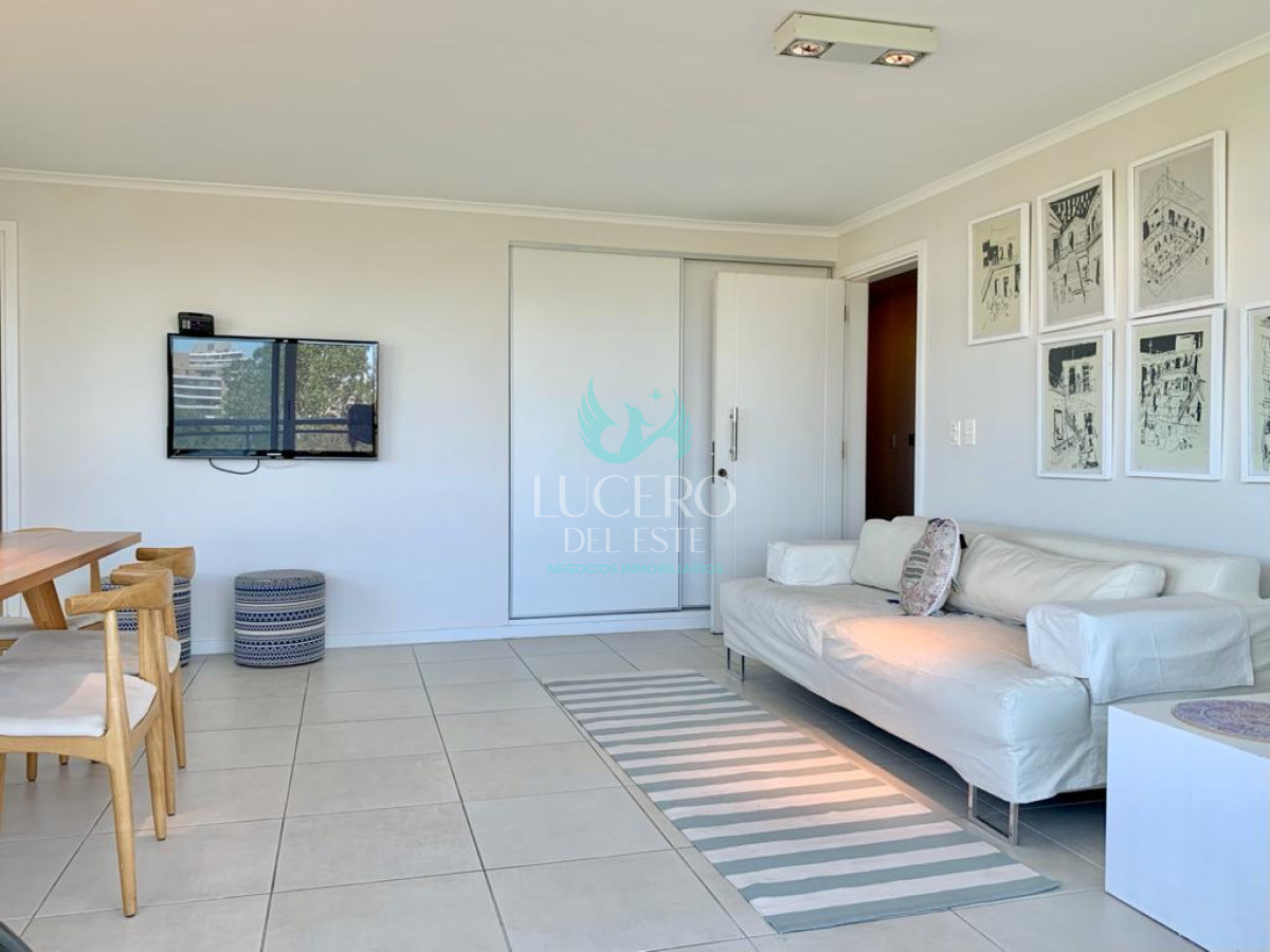 Apartamento ID.1266 - Excelente Apartamento de 2 Dormitorios en Ocean Drive, Punta del Este