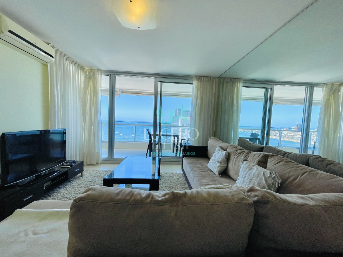 Apartamento ID.866 - Excelente Apartamento de 2 Dormitorios con Vista al Mar - Playa Mansa