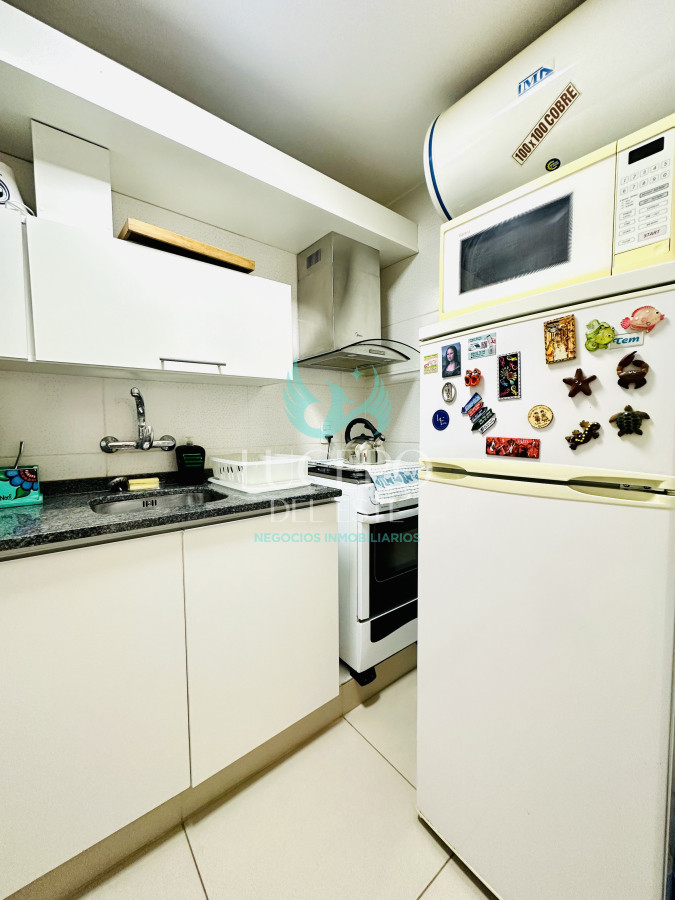 Apartamento ID.1232 - Apartamento en alquiler de 2 dormitorios con 2 baños sobre Roosevelt, Punta del Este