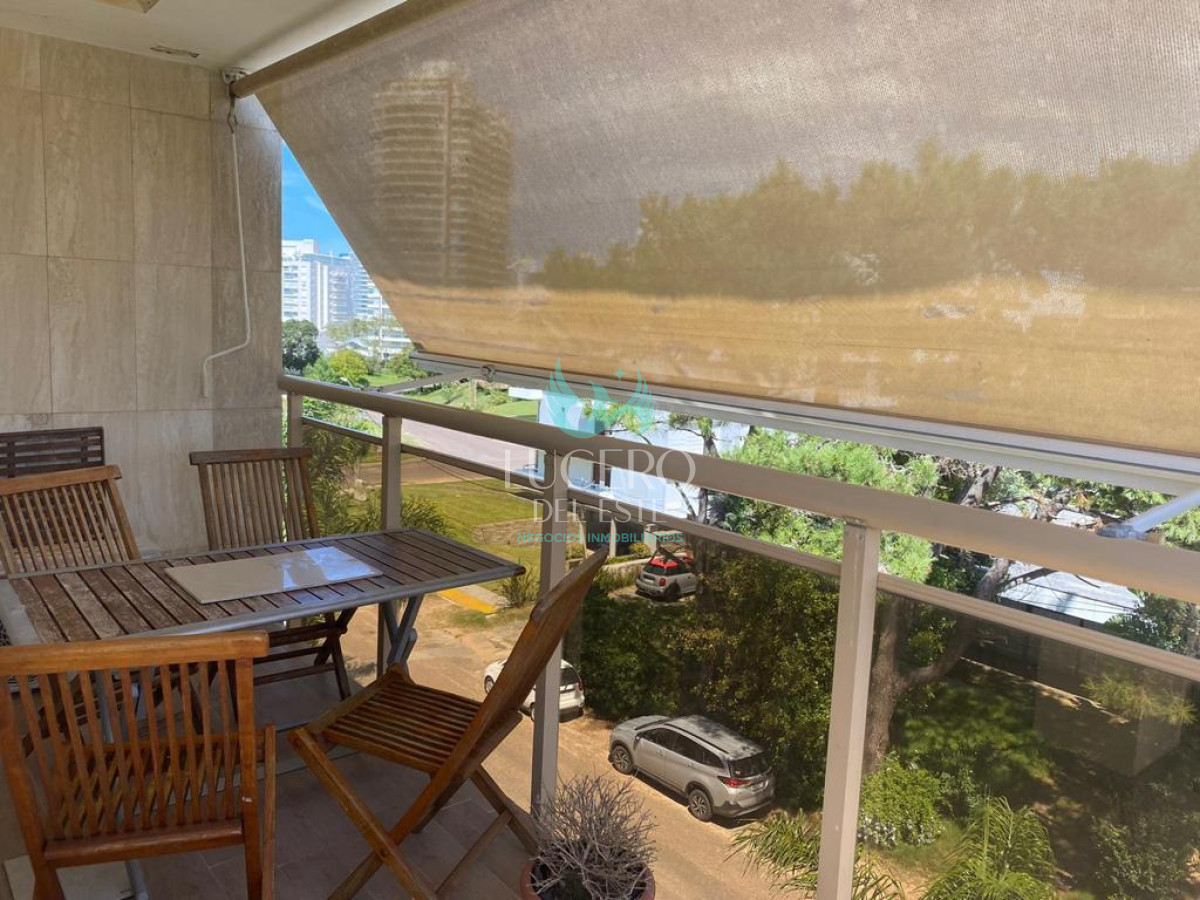 Apartamento ID.543 - Vendo Apartamento de 2 Dormitorios en Aidy Grill a Pocos Metros de Playa Brava - Venta