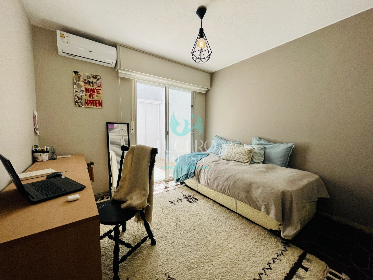 Apartamento ID.788 - Apartamento en Alquiler Anual 2 Dormitorios en Península a pasos del Puerto, Punta del Este