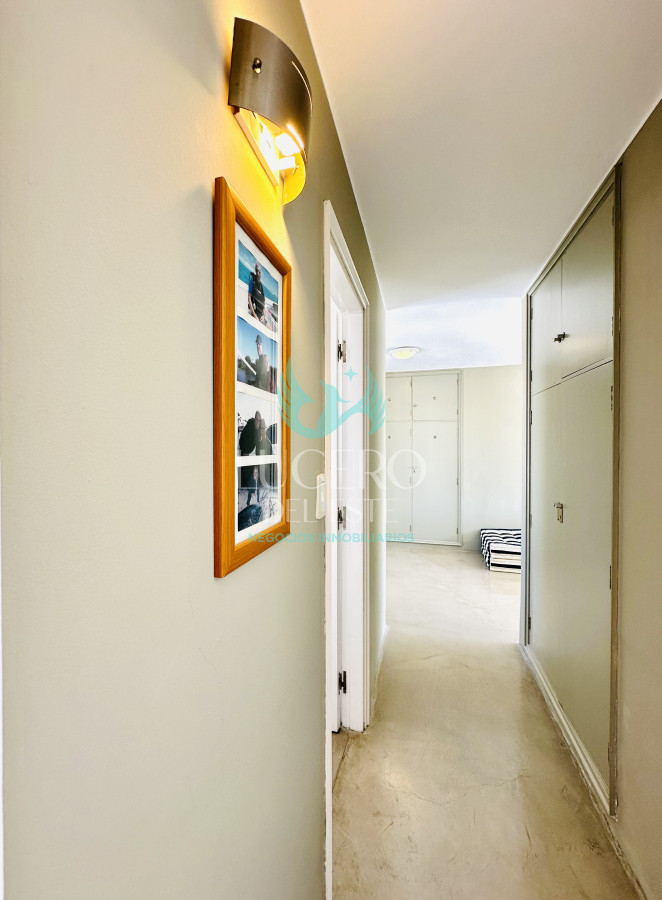 Apartamento ID.1288 - Alquiler y venta de apartamento con vista al Mar en Península de 3 dormitorios más dependencia