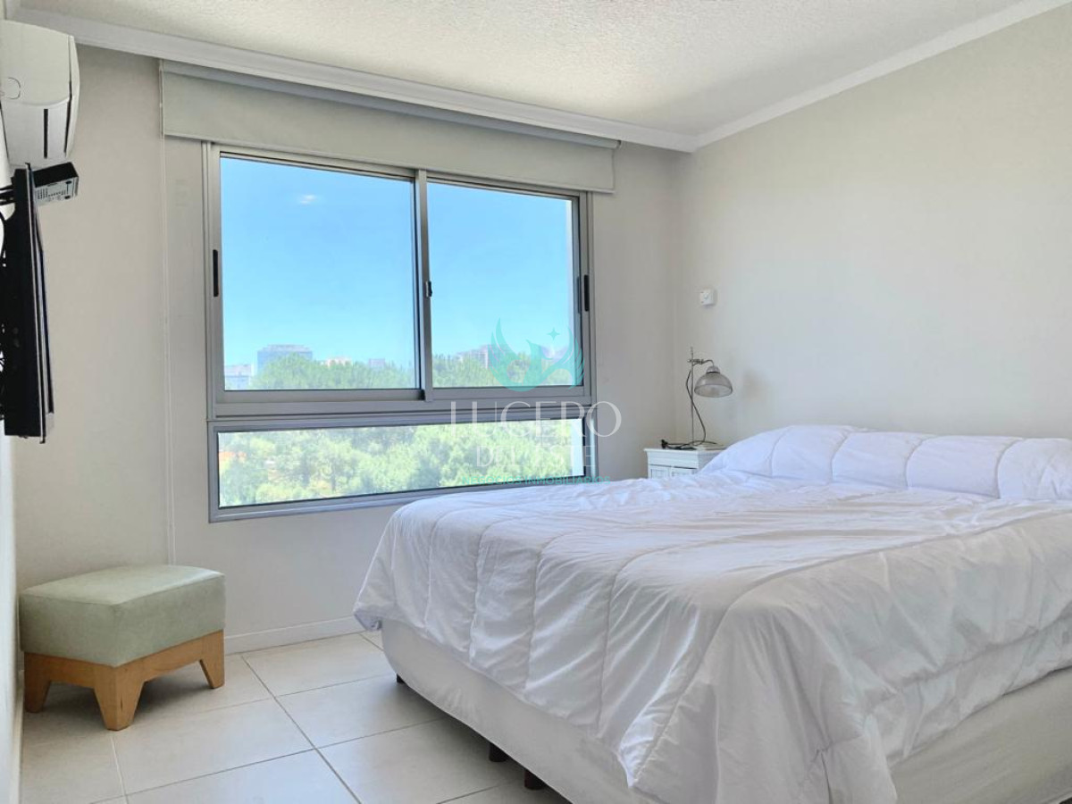 Apartamento ID.1266 - Excelente Apartamento de 2 Dormitorios en Ocean Drive, Punta del Este