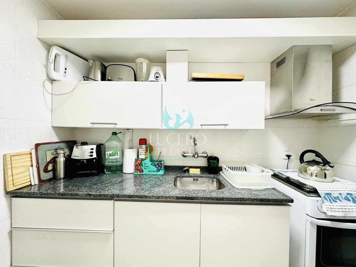 Apartamento ID.1232 - Apartamento en alquiler de 2 dormitorios con 2 baños sobre Roosevelt, Punta del Este