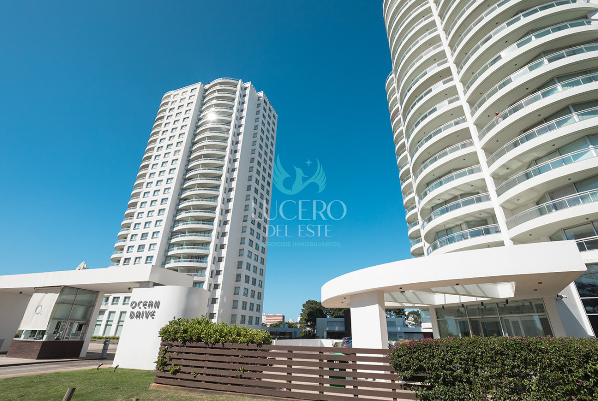 Apartamento ID.1266 - Excelente Apartamento de 2 Dormitorios en Ocean Drive, Punta del Este
