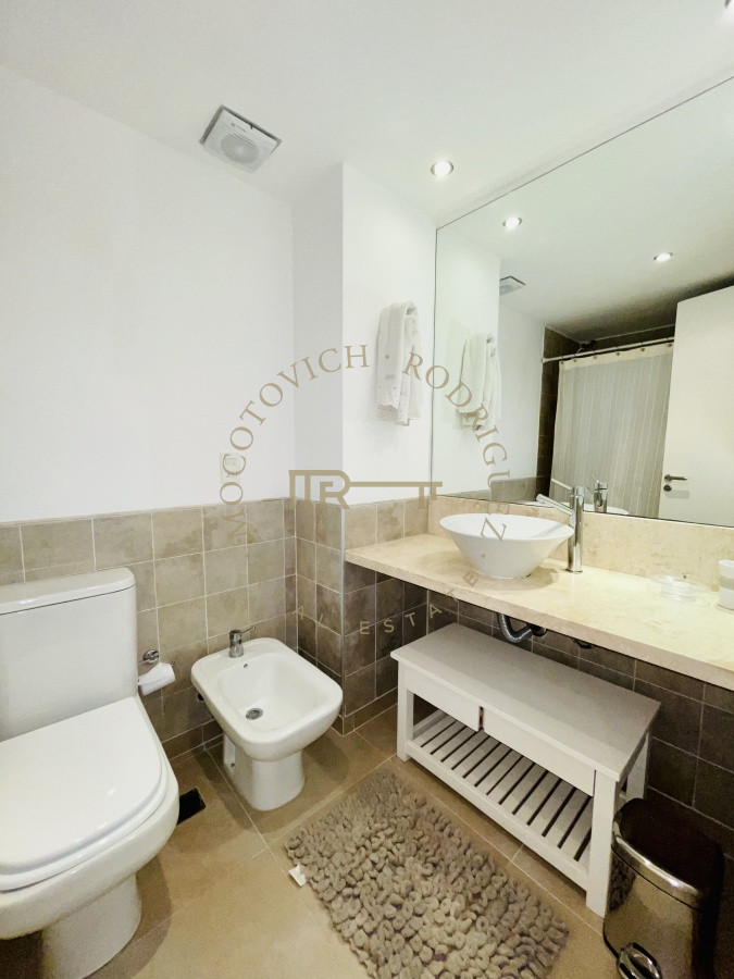 Apartamento ID.1158 - Apartamento de 2 Dormitorios con Vista al Mar y Parrillero en Quartier Punta Ballena