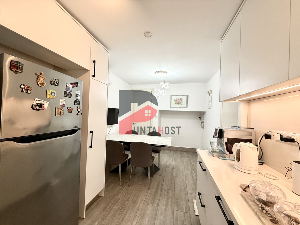 Casa ID.482 - Alquiler temporal de casa de 3 dormitorios con gran parque en playa mansa, Punta del Este