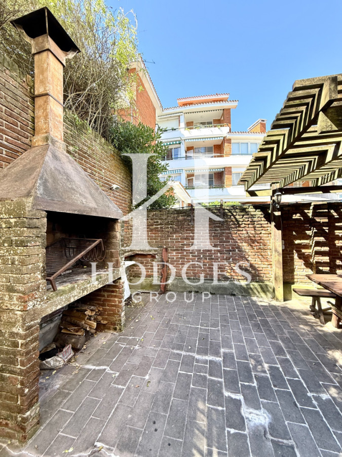 Apartamento ID.171 - Apartamento en venta con alma de casa. Zona Península Punta del Este