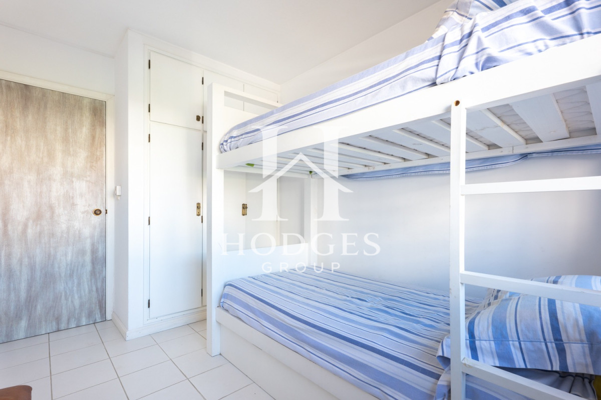 Apartamento ID.188 - Apartamento de 2 Dormitorios frente al Mar, en Venta, Península de Punta del Este