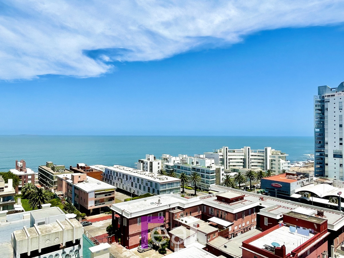 Apartamento ID.54 - Venta de Apartamento de 3 Dormitorios en Península - Punta del Este