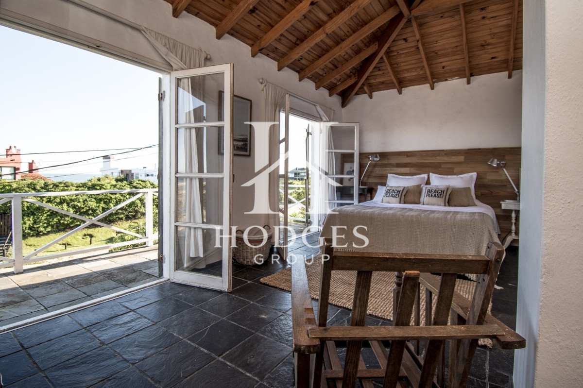 Casa ID.84 - Excelente Casa de 4 Dormitorios con Piscina y Parrillero en Montoya, La Barra