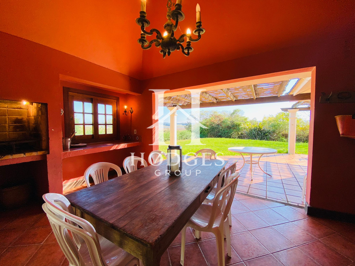 Casa ID.172 - Casa de 4 Dormitorios en Playa Mansa, Punta del Este
