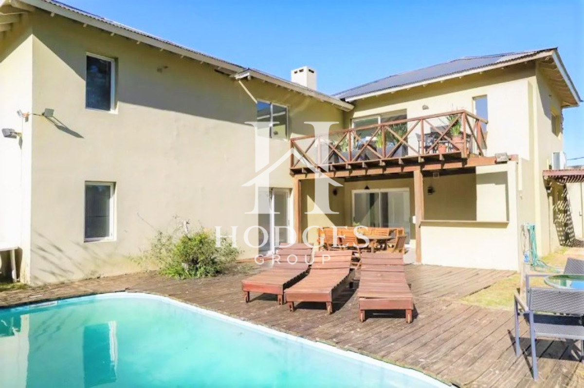 Casa ID.112 - Excelente Casa de 6 Dormitorios y Piscina en Montoya, La Barra