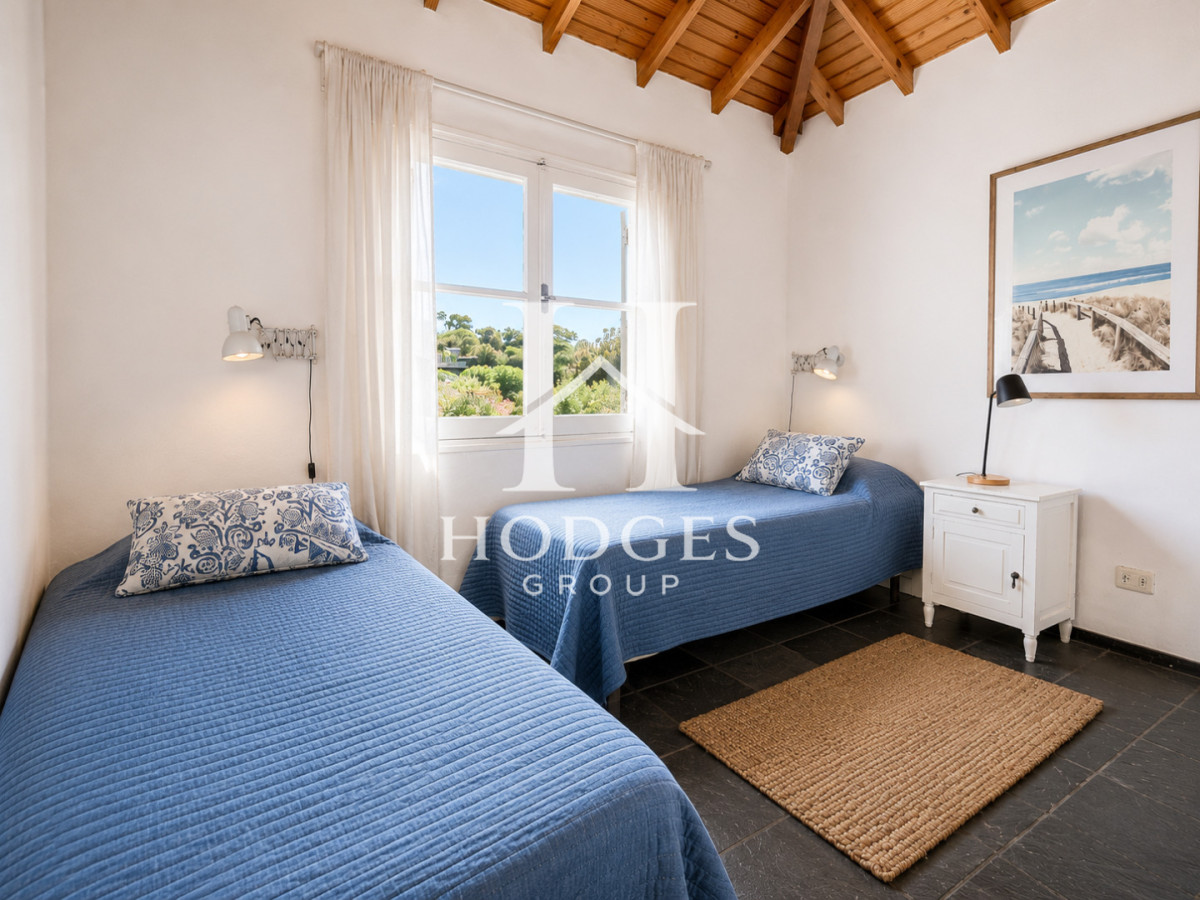 Casa ID.84 - Excelente Casa de 4 Dormitorios con Piscina y Parrillero en Montoya, La Barra