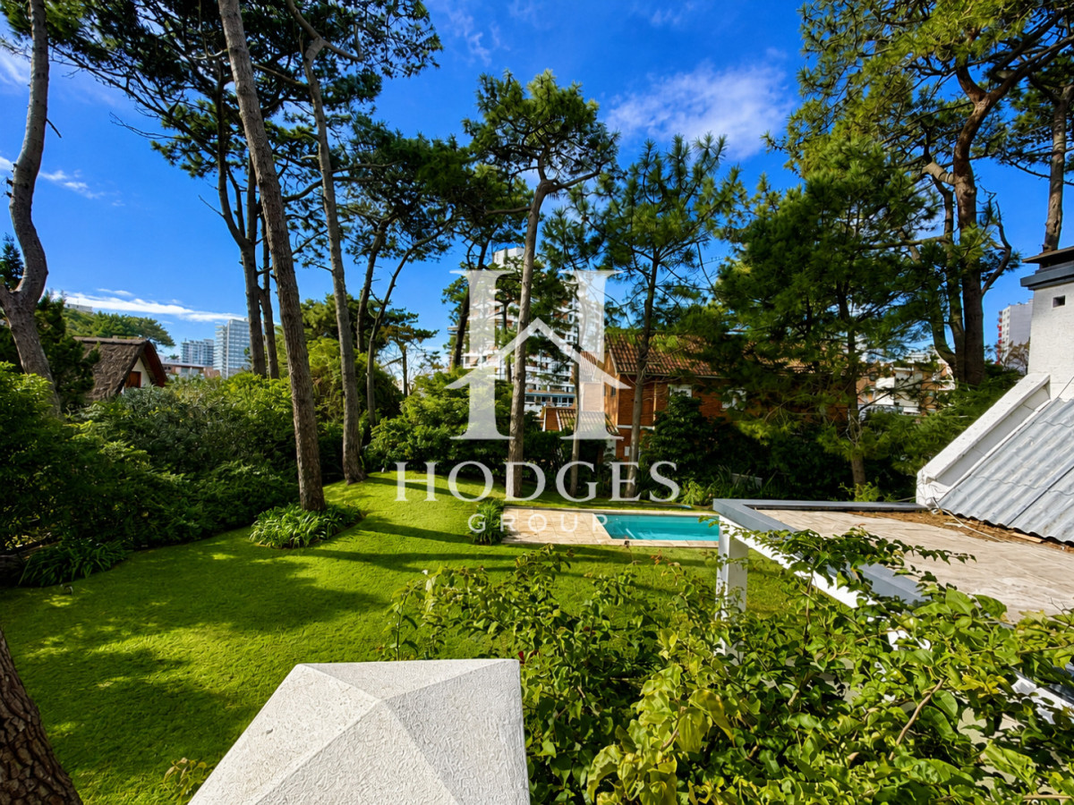 Casa ID.173 - Casa de 3 Dormitorios más Dependencia y Piscina, en Aidy Grill Punta del Este, Ubicada a pasos del Mar
