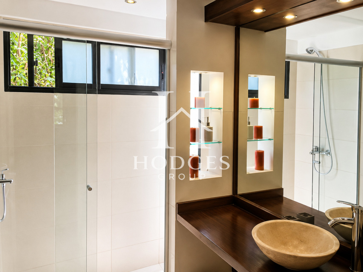 Casa ID.573 - Casa de 4 Dormitorios, Piscina Climatizada y Barbacoa a solo 500 metros del mar - Playa Mansa, Punta del Este