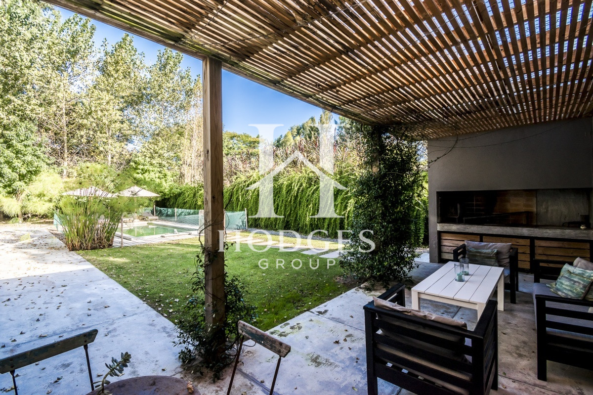 Casa ID.80 - Excelente Casa de 3 Dormitorios en Barrio Privado, La Arbolada - Punta del Este, Venta