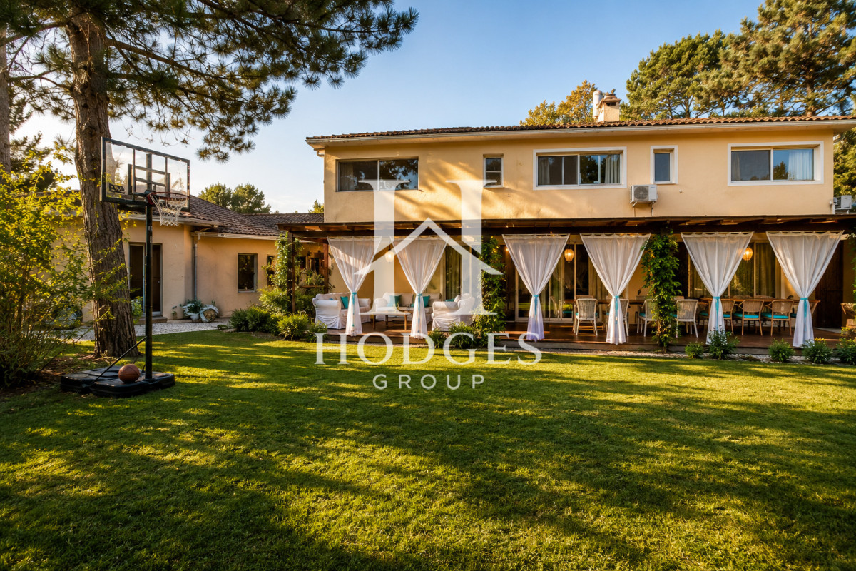 Casa ID.456 - Excelente Casa de 5 Dormitorios en Barrio Privado La Arbolada, Punta del Este