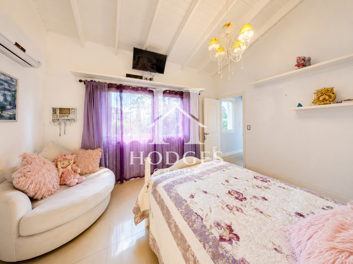 Casa ID.456 - Excelente Casa de 5 Dormitorios en Barrio Privado La Arbolada, Punta del Este