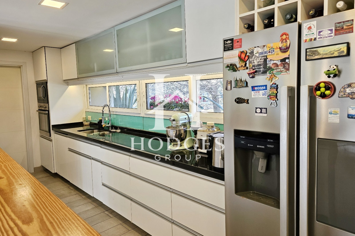 Casa ID.365 - Casa de 5 Dormitorios con Piscina Climatizada y Barbacoa. Gran parque en Burnett zona Pinares