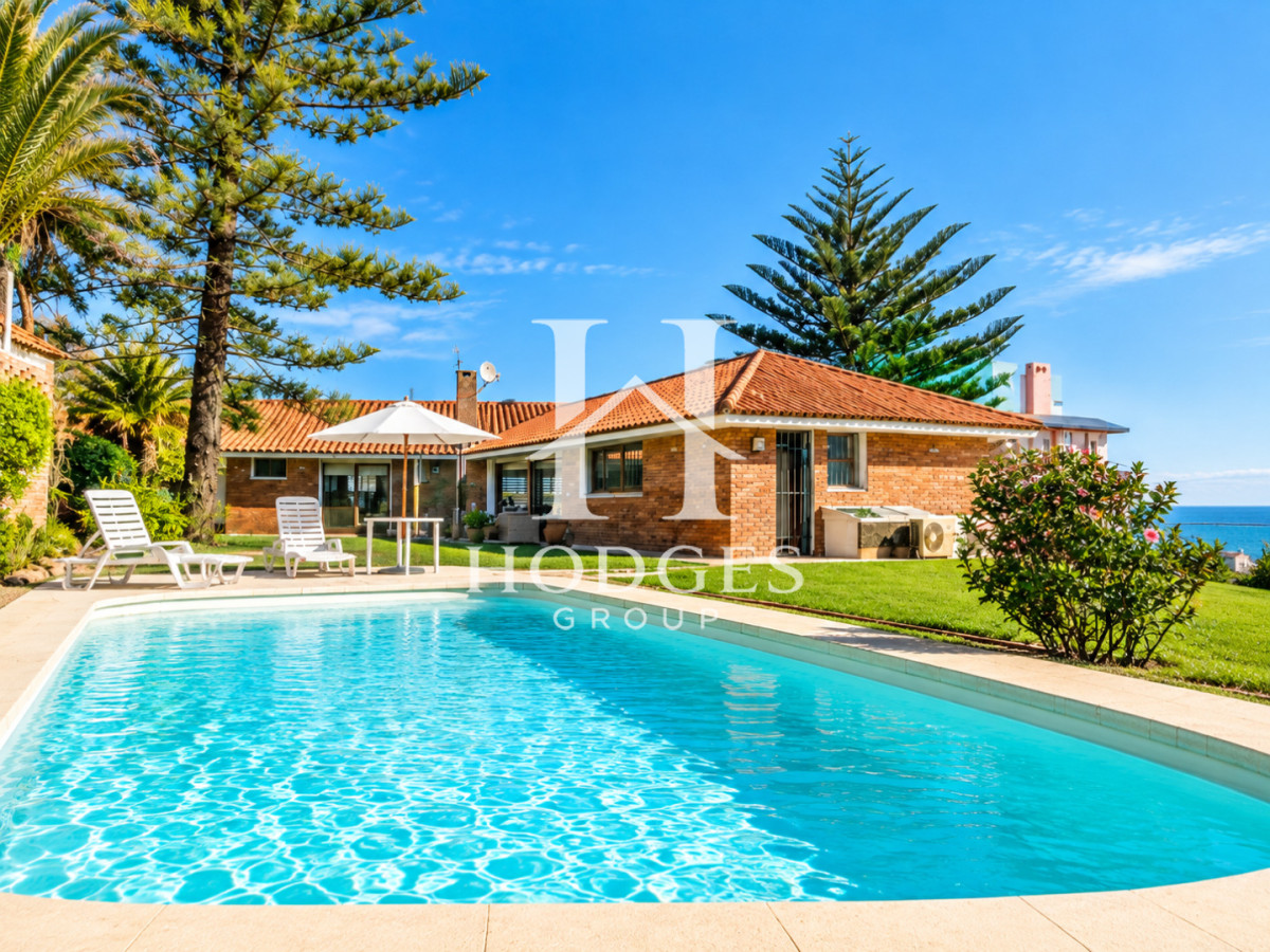 Casa ID.584 - Excelente Casa de 4 Dormitorios, Piscina Climatizada y Barbacoa a una cuadra del Mar, Playa Mansa