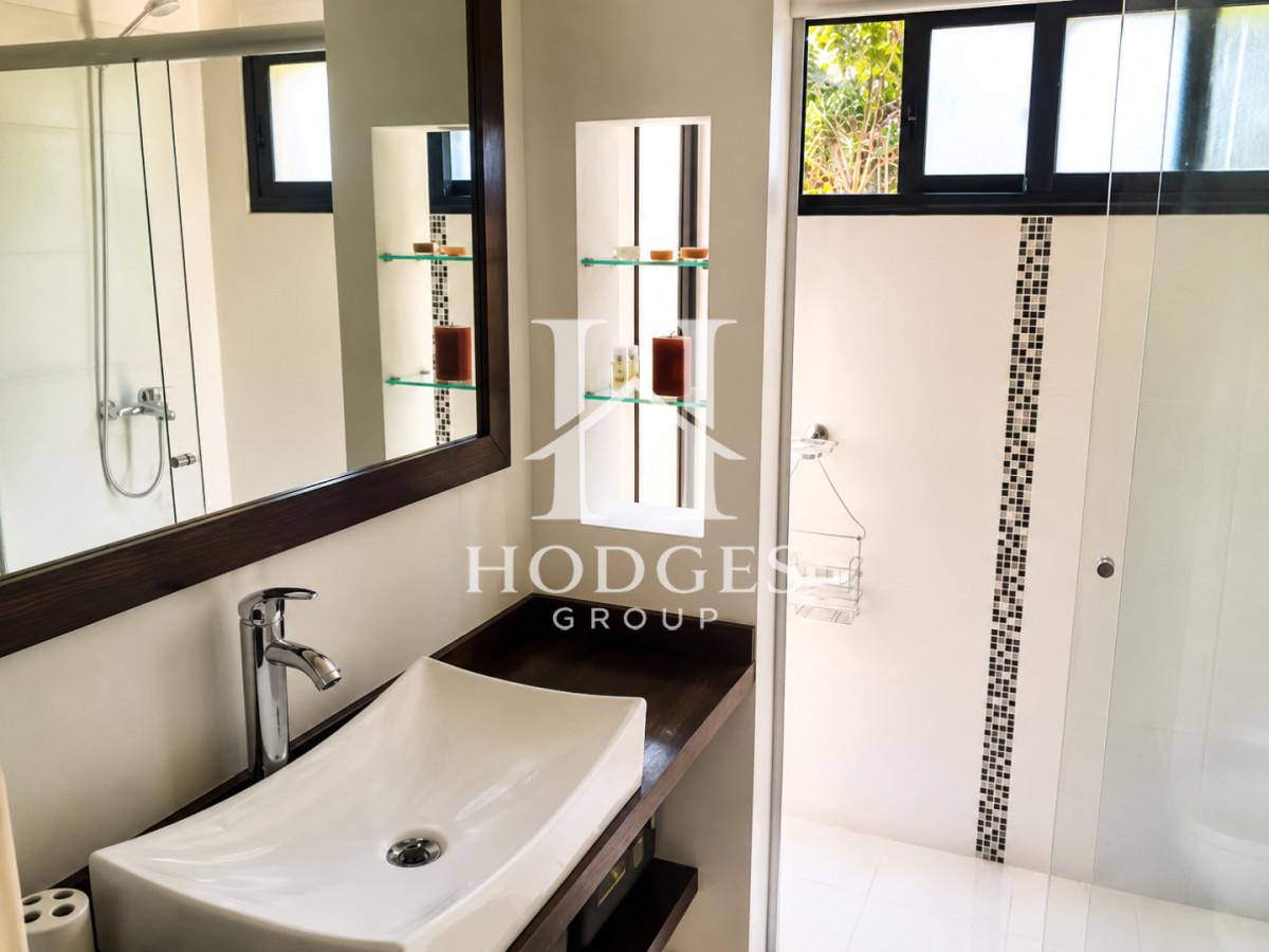 Casa ID.573 - Casa de 4 Dormitorios, Piscina Climatizada y Barbacoa a solo 500 metros del mar - Playa Mansa, Punta del Este
