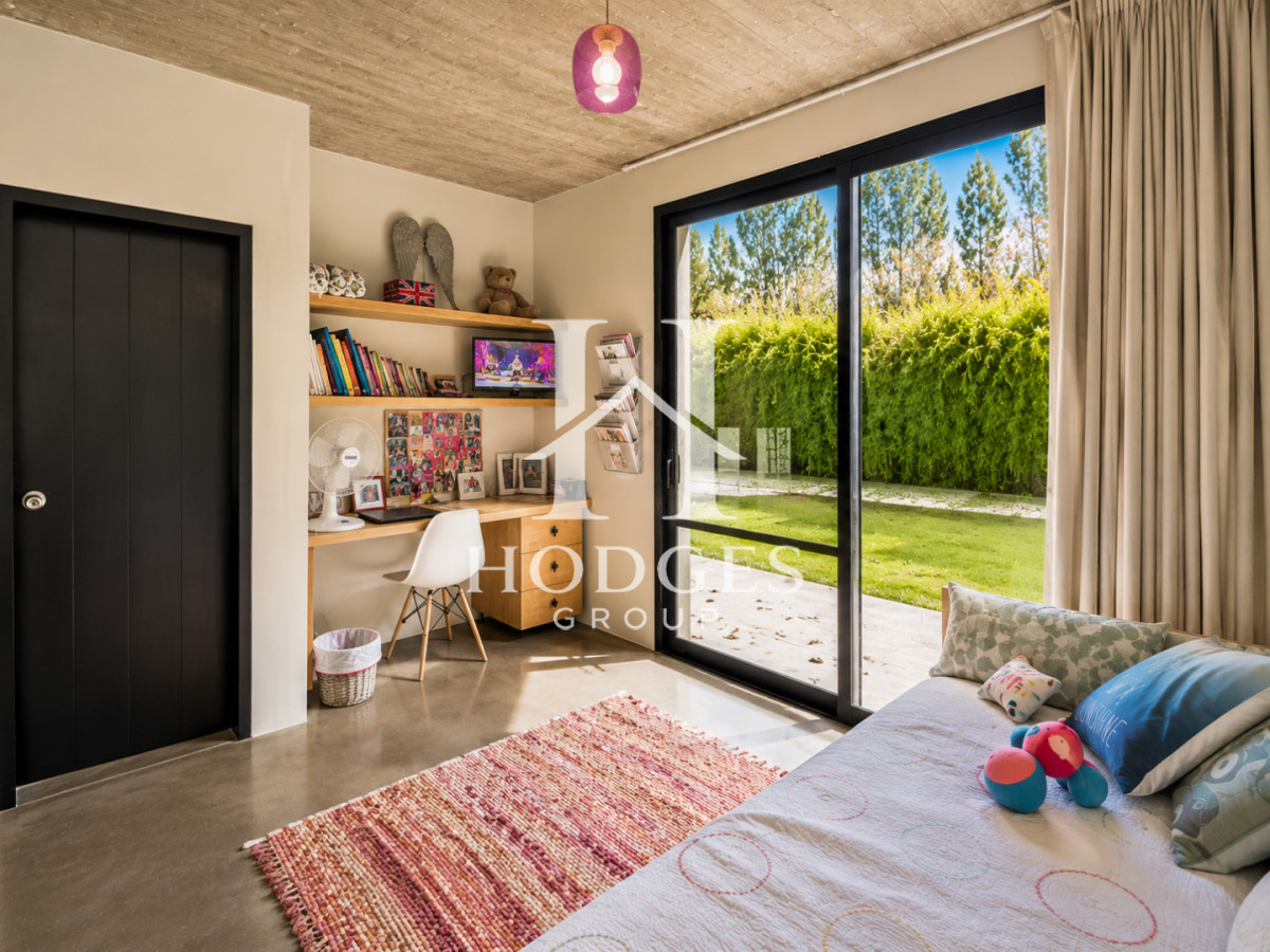 Casa ID.80 - Excelente Casa de 3 Dormitorios en Barrio Privado, La Arbolada - Punta del Este, Venta