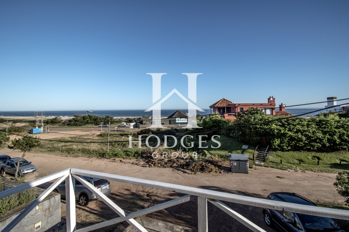 Casa ID.84 - Excelente Casa de 4 Dormitorios con Piscina y Parrillero en Montoya, La Barra