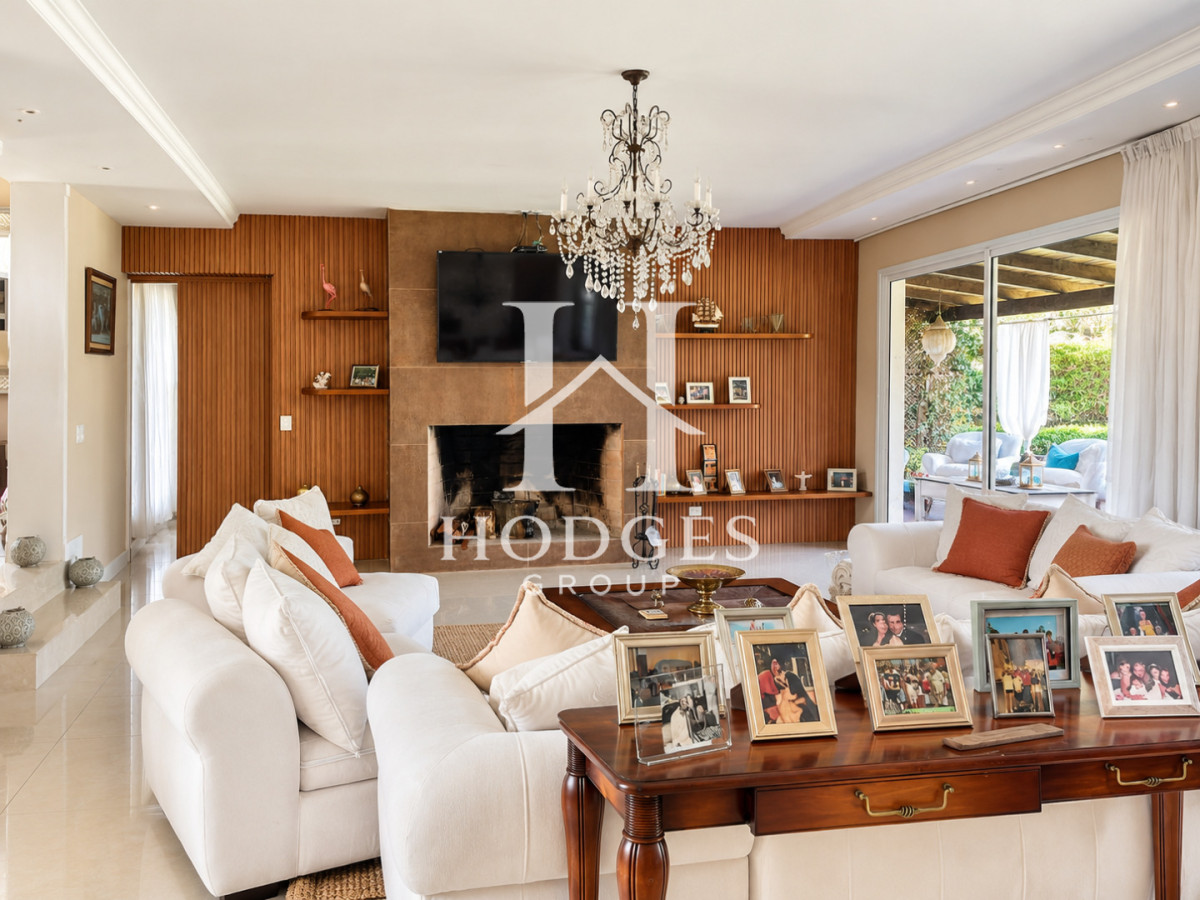 Casa ID.456 - Excelente Casa de 5 Dormitorios en Barrio Privado La Arbolada, Punta del Este